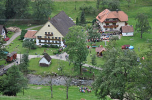 Der Simonshof im Jahr 2013 beim alle zwei Jahre stattfindenden Familientag des Musikvereins Obersimonswald